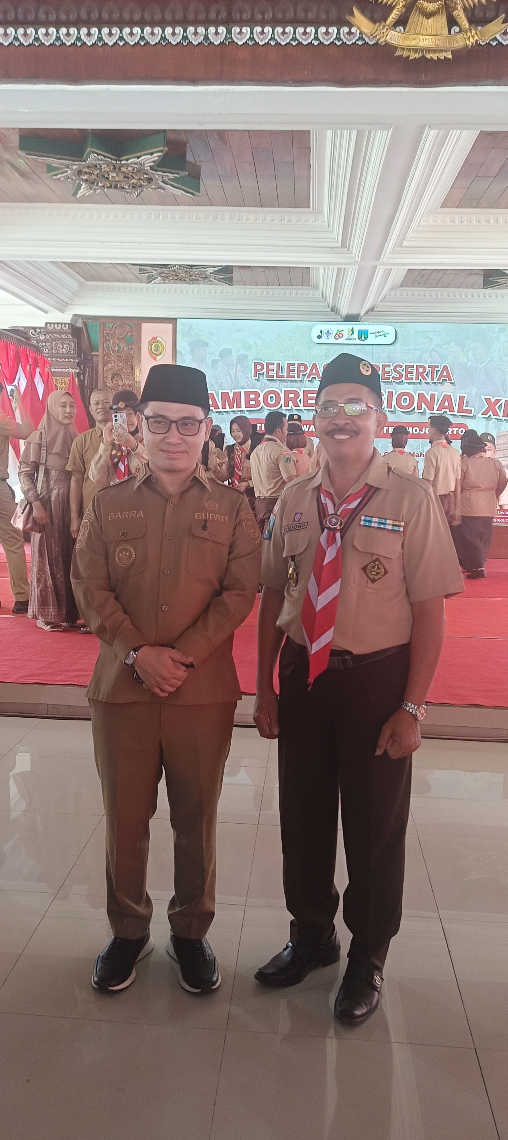 Kak Sugiono, Pimpinan Kontingen Kwarcab Mojokerto di Jamnas XII